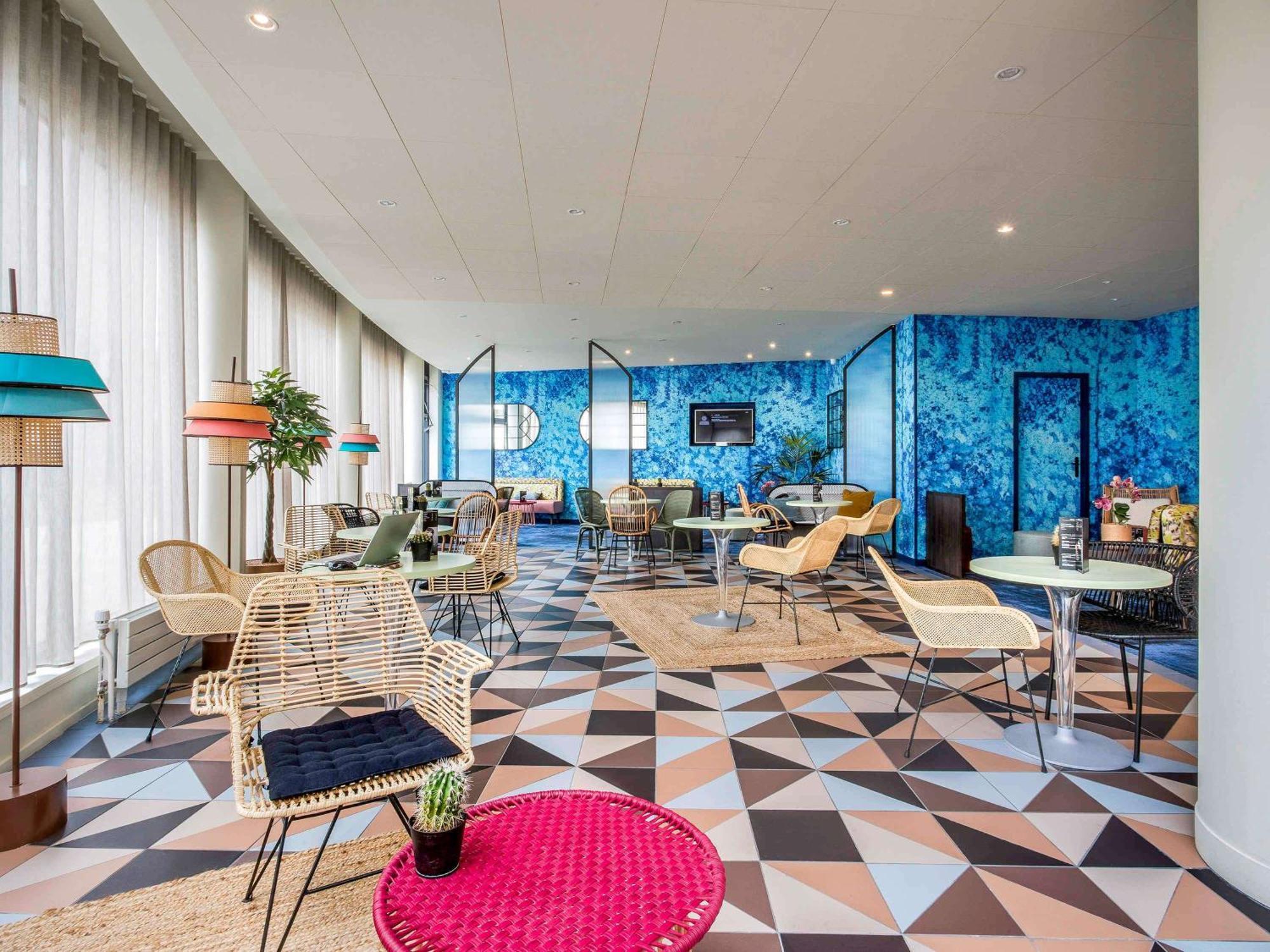 Ibis Styles Evry Courcouronnes Hotel And Events Εξωτερικό φωτογραφία